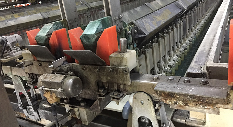 影響振動(dòng)電機(jī)透篩率的主要因素 影響振動(dòng)電機(jī)透篩率的主要因素